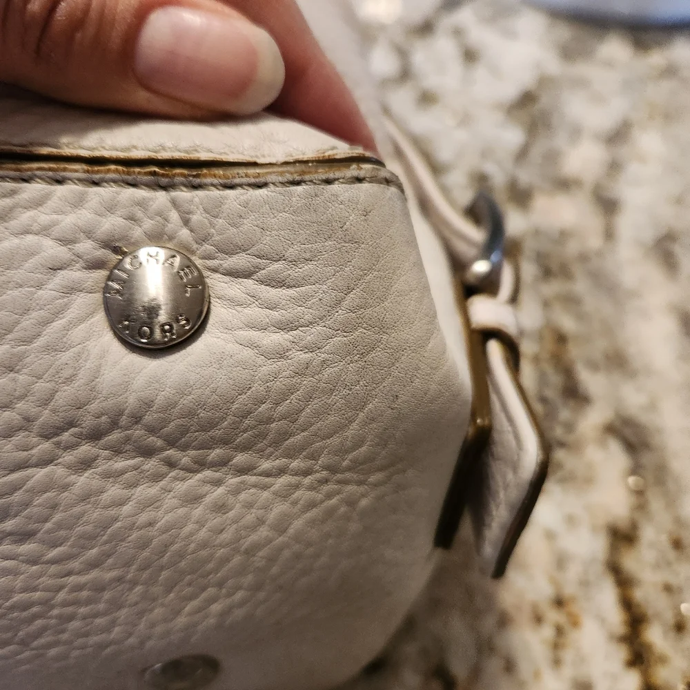 Michael Kors Handbag, Off White Pebbled Leather, Shoulder Bag Satchel Summer EUC
